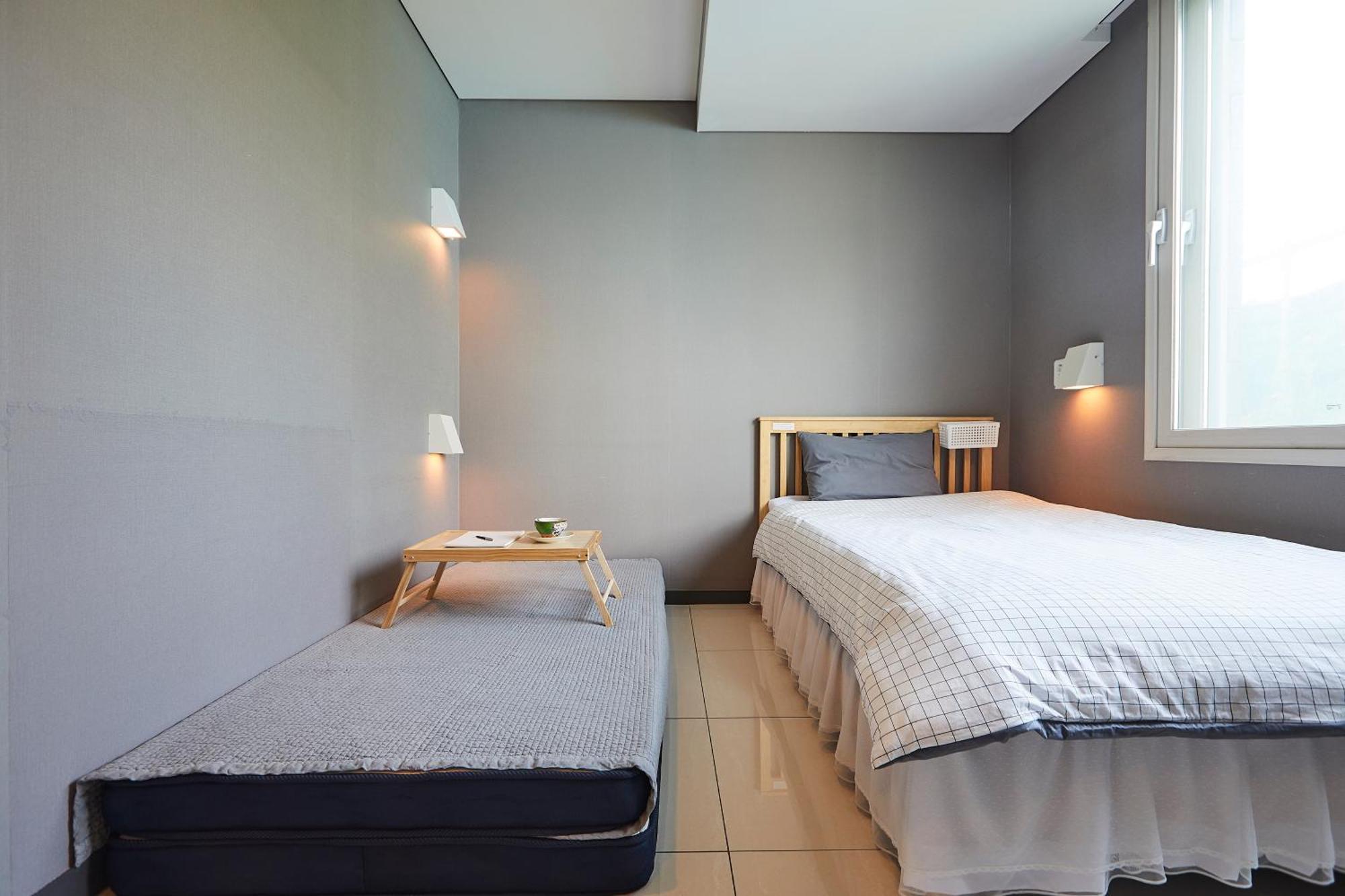 Red-Lighthouse Guest House ثوتْسو الغرفة الصورة