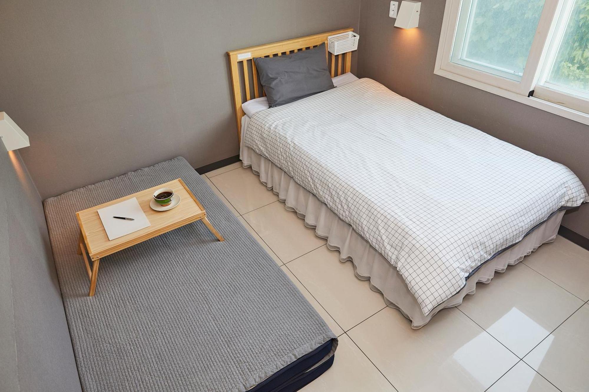 Red-Lighthouse Guest House ثوتْسو الغرفة الصورة