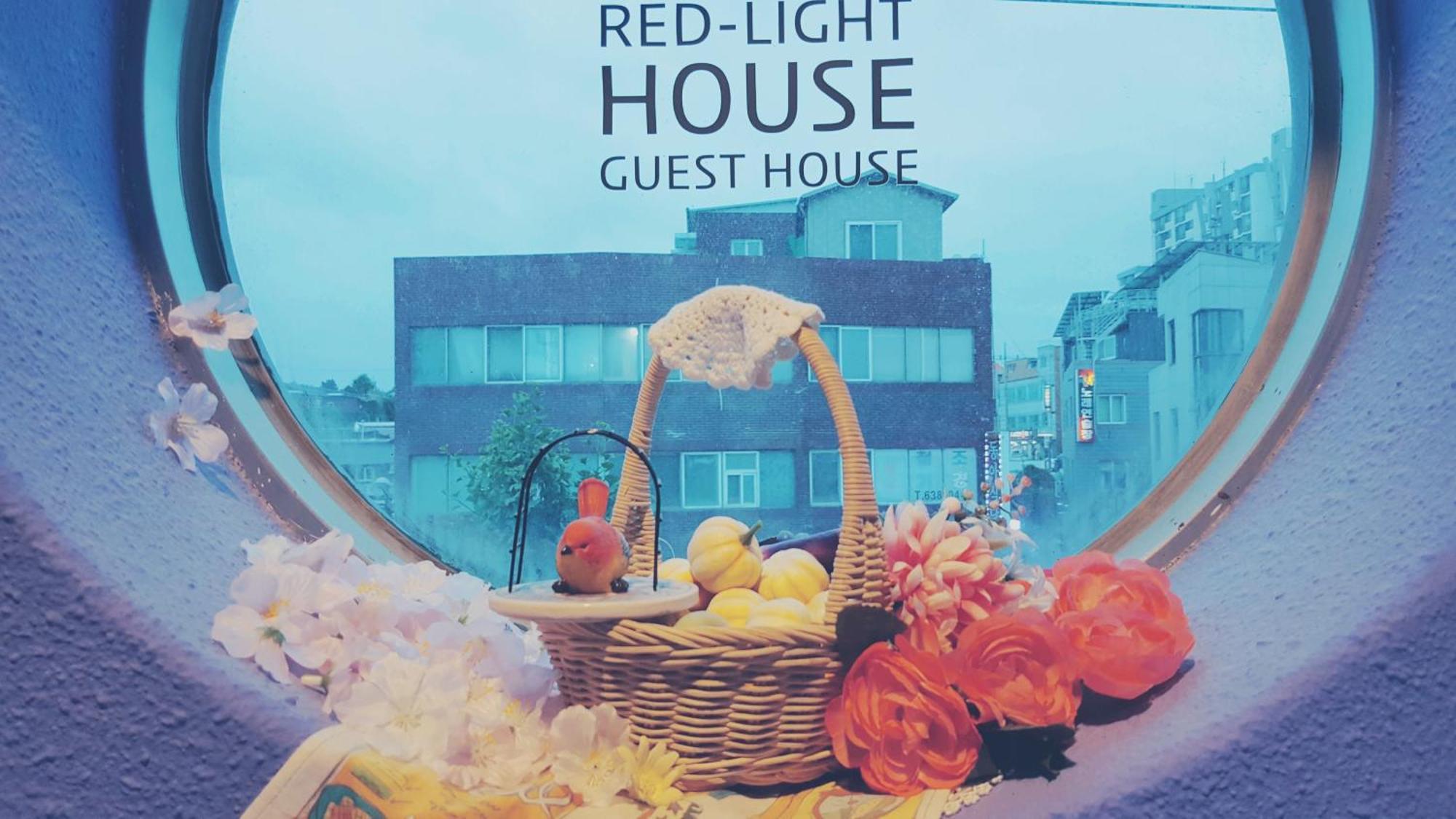 Red-Lighthouse Guest House ثوتْسو المظهر الخارجي الصورة