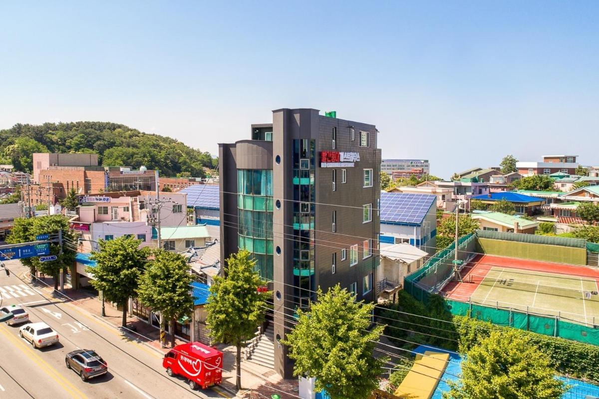 Red-Lighthouse Guest House ثوتْسو المظهر الخارجي الصورة